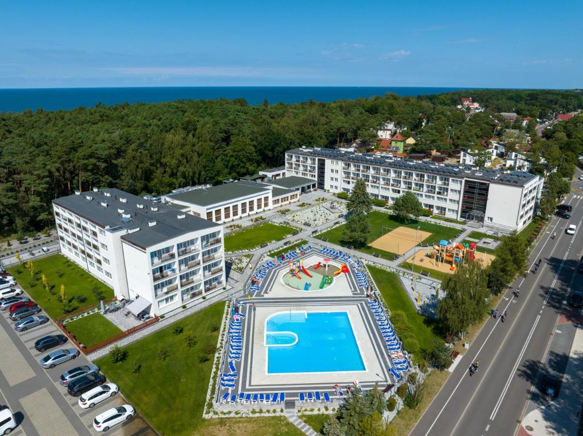 Zem-Tourist Hotel Pustkowo Bagian luar foto